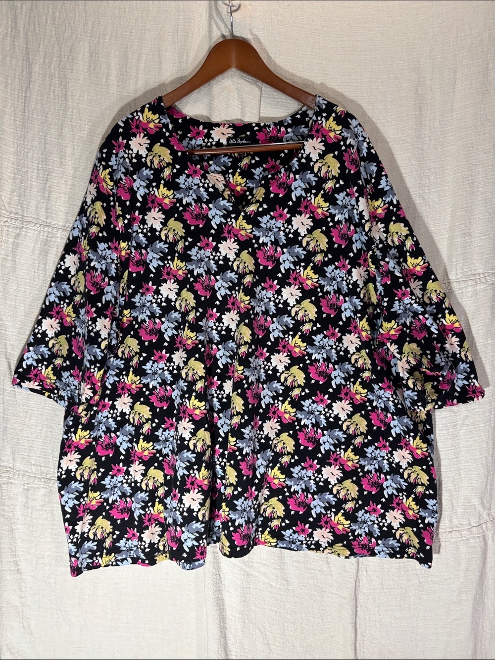 Ulla Popken Plus Size 36/38 Black Floral V-Neck Tunic Top Like New 100% Cotton